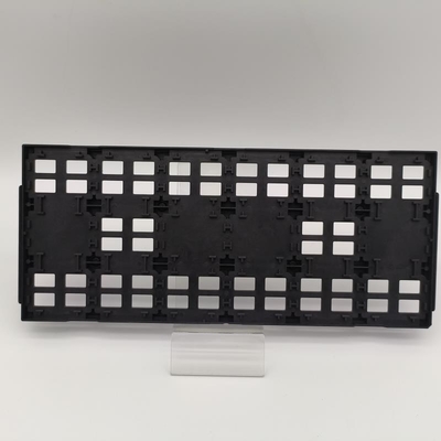 İyi bir fiyat. Standart Yüklenebilir Jedec IC Tepsileri BGA QFP QFN LGA PGA Tepsisi Ağırlığı 120g - 200g çevrimiçi